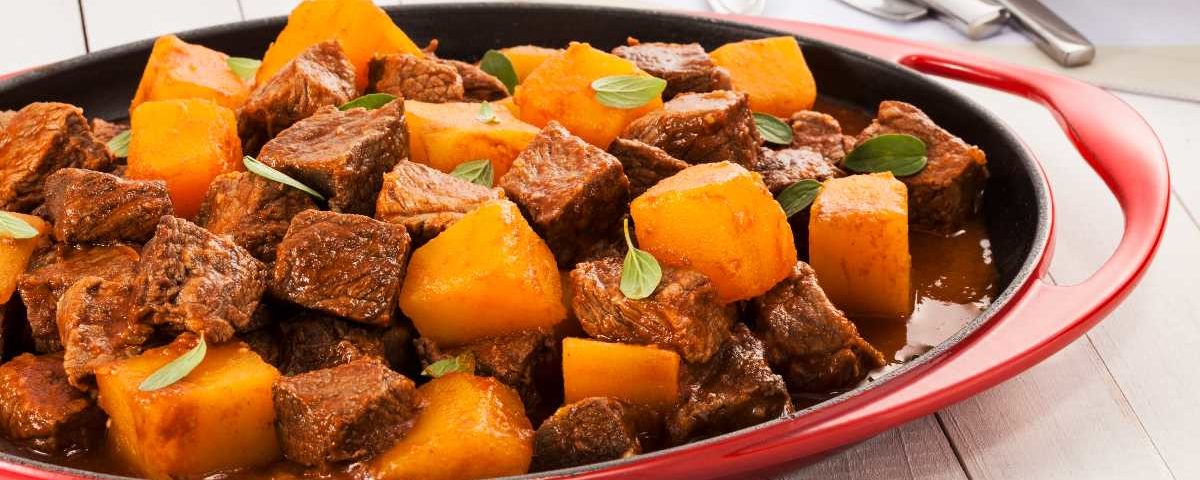 Como deixar a carne de panela suculenta e com caldo grosso sem usar farinha